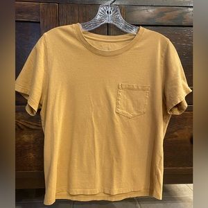 Everlane boxy pocket tee, size M